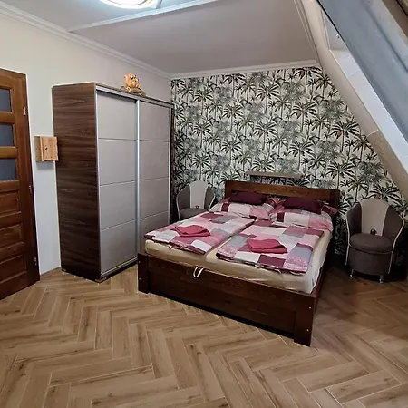 Valentin Deluxe Hajduszoboszlo